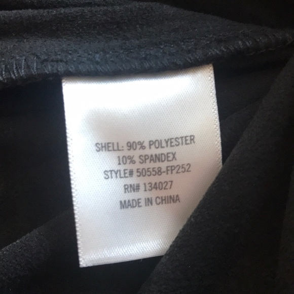 SOLD ✨ Francesca’s Floral Embroidered Suede Skirt - Picture 6 of 7